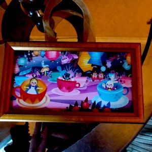 Alice in Wonderland WDW Exclusive ART NWT